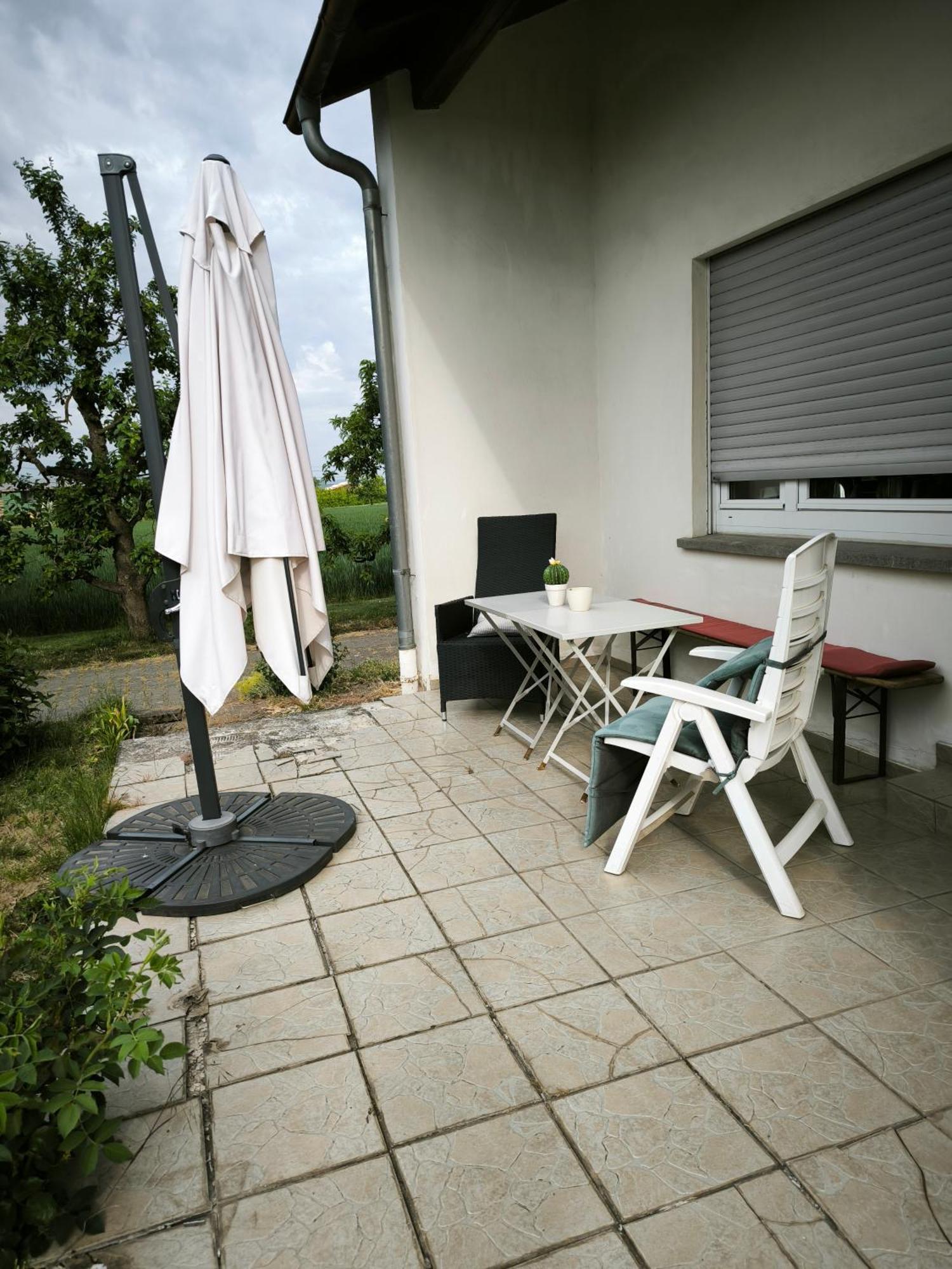 Aussichtsreich Apartment Kirchheim am Neckar Ngoại thất bức ảnh